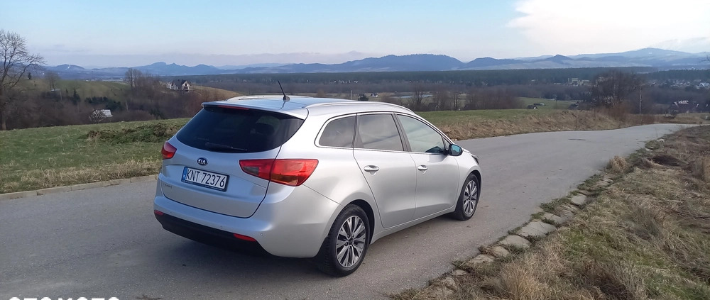 Kia Ceed cena 46500 przebieg: 84000, rok produkcji 2016 z Świebodzin małe 232